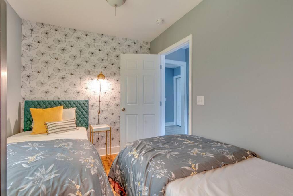 Hot Tub Getaway Close To Downtown! Nashville